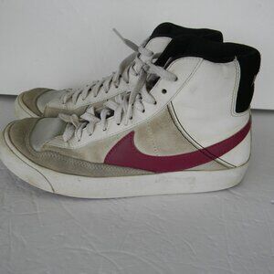 YOUTH Nike BLAZER WHITE/BLACK/BURGUNDY US Size 6Y WOMENS 7.5